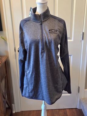 Under Armour Womens Large Gray Loose Fit Coldgear 1/4 Zip Chevrolet NWT